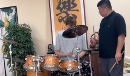 打鼓视频,揭秘鼓手激情四溢的打鼓瞬间